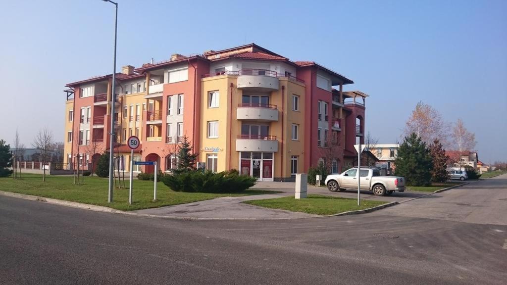 Europa 20 Apartman Bük エクステリア 写真